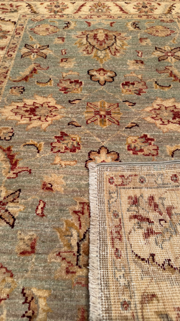 Uşak Original Hand Woven Cream Grey Vegetable Dyed Wool Carpet 0.84x117 0.98 Square Meters - 3x5 ft