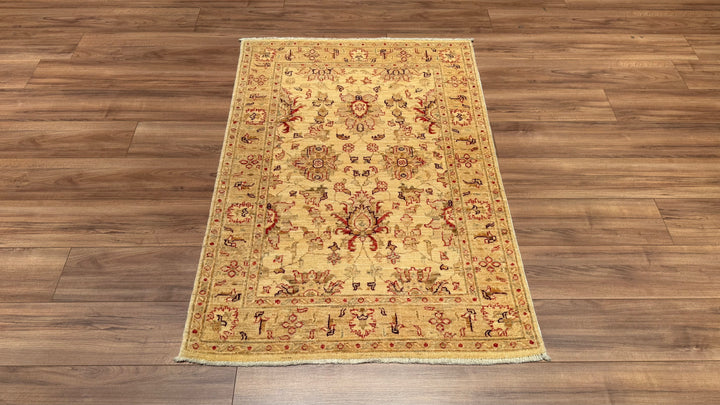 Uşak Original Hand Woven Cream Vegetable Dyed Wool Carpet 102x148 1.51 Square Meters - 3x5 ft