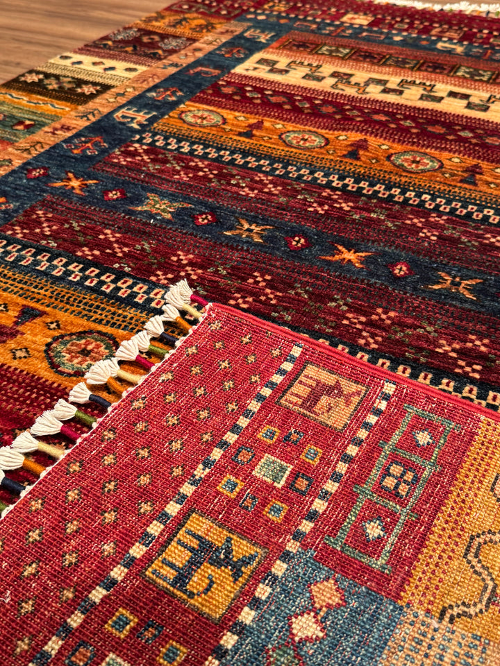 سجادة صوف أصلية من خورجين غابي، منقوشة يدويًا، مصبوغة بصبغة جذور حمراء، 125×180، 2.25 متر مربع - 4×6 قدم 