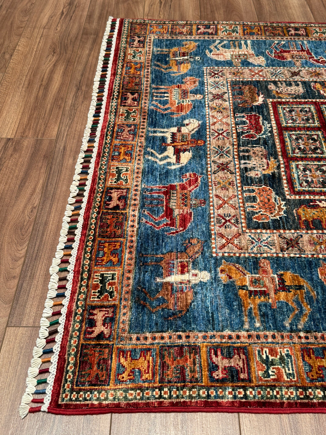 سجادة صوف أصلية من Pazırık منسوجة يدويًا ومُصبغة بجذور متعددة، 125×178، 2.23 متر مربع - 4×6 قدم 