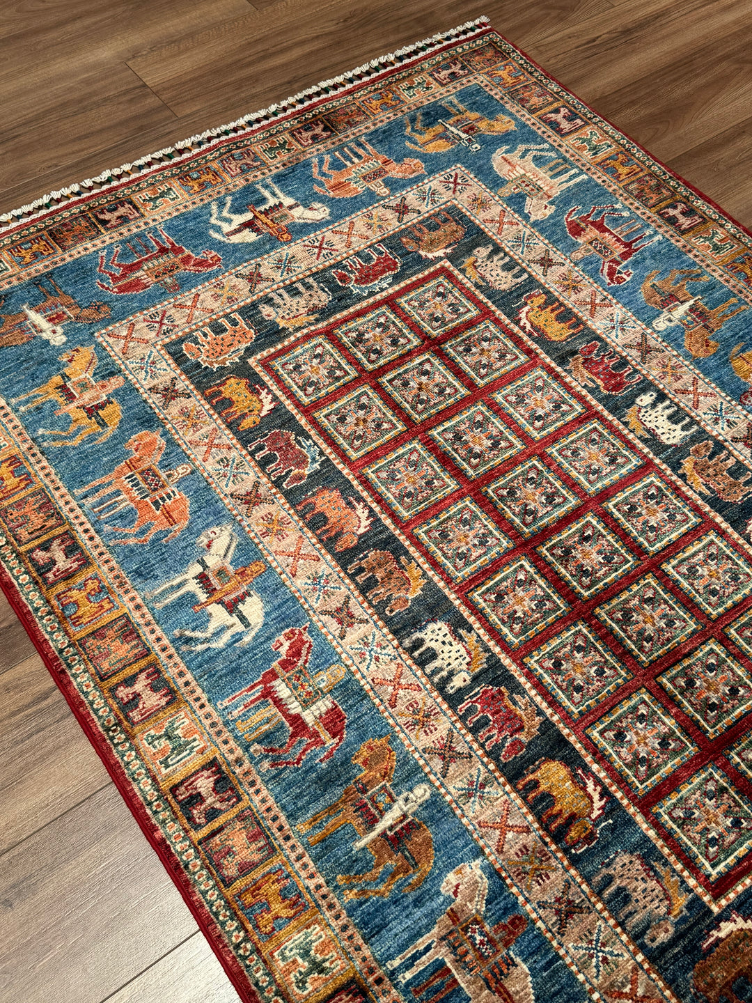 سجادة صوف أصلية من Pazırık منسوجة يدويًا ومُصبغة بجذور متعددة، 125×178، 2.23 متر مربع - 4×6 قدم 