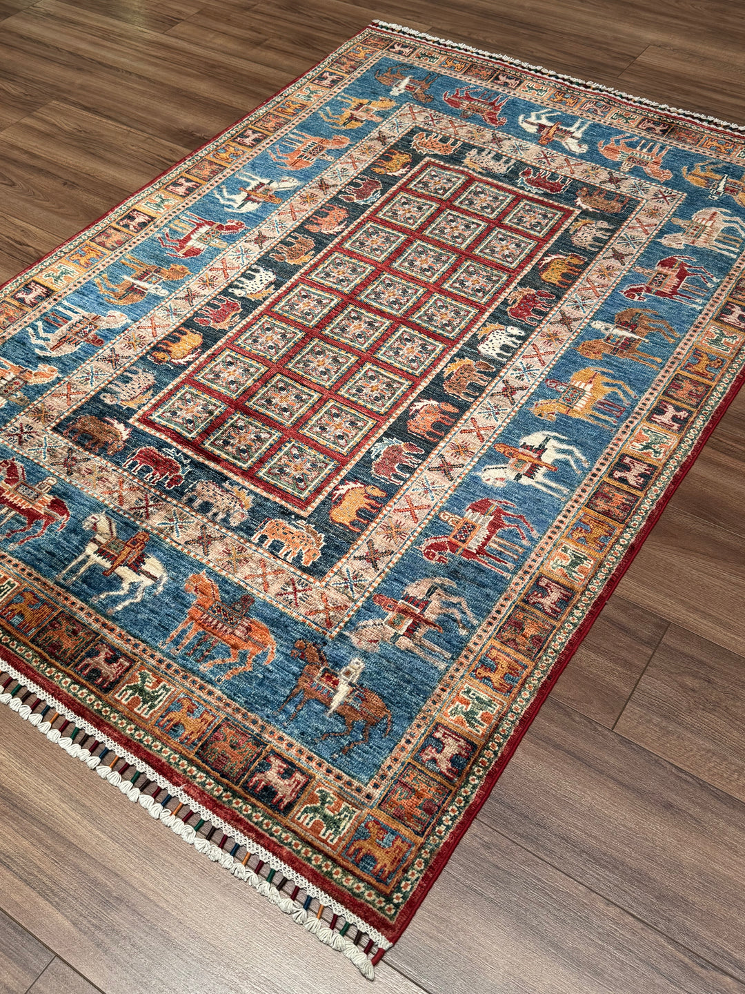 سجادة صوف أصلية من Pazırık منسوجة يدويًا ومُصبغة بجذور متعددة، 125×178، 2.23 متر مربع - 4×6 قدم 