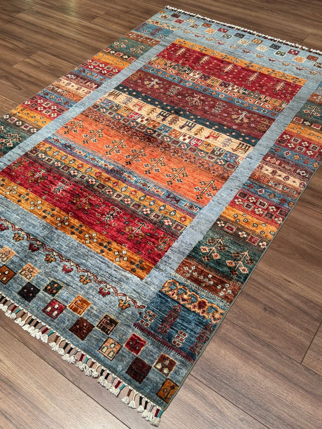 Khorjin Gabbe Desenli Orijinal El Dokuması Mavi Kök Boya Yün Halı 124x184 2.28 Metrekare - 4x6 ft