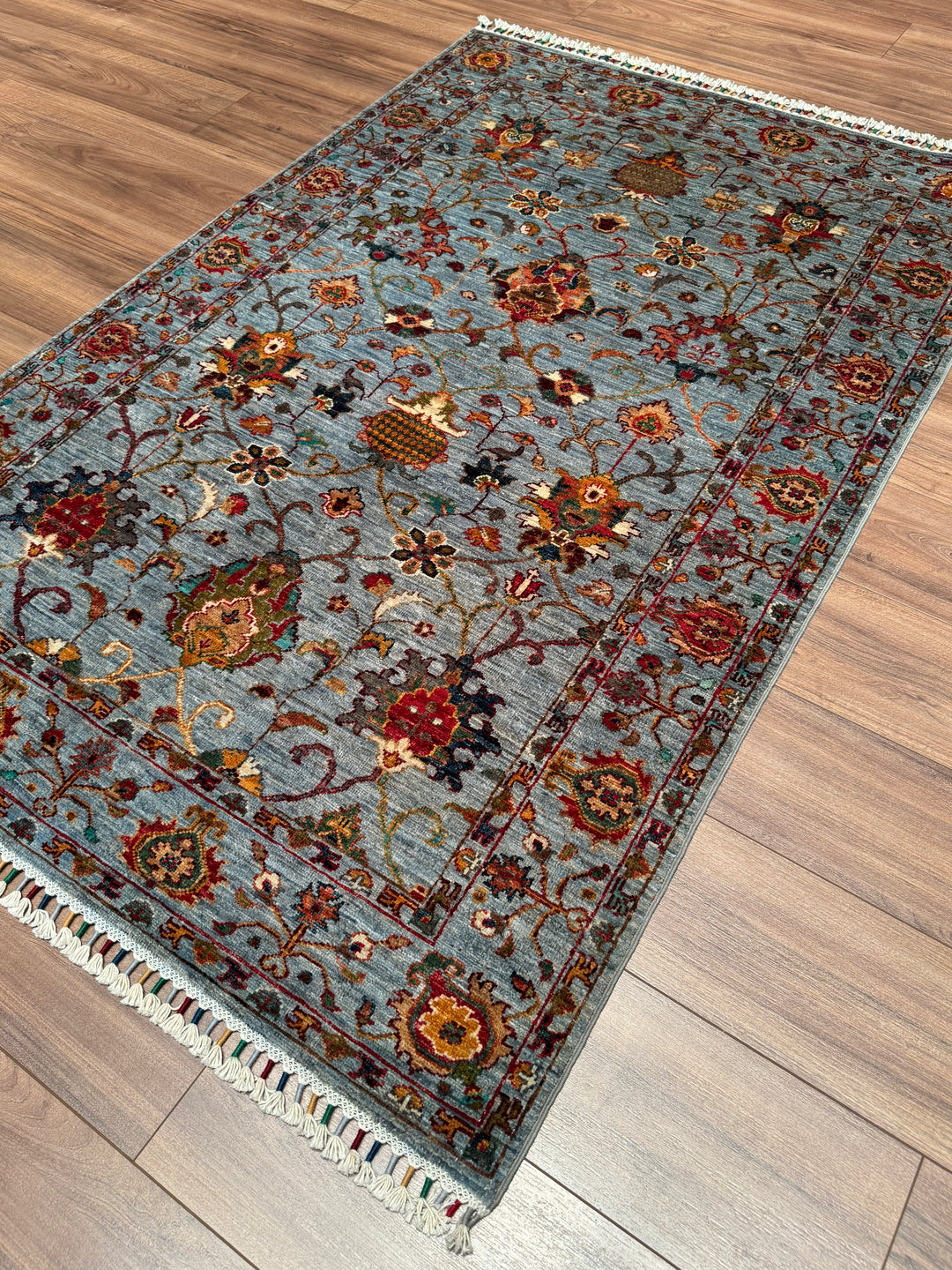 Sultani Binbirgece Orijinal El Dokuması Gri Kök Boya Yün Halı 120x184 2.21 Metrekare - 4x6 ft