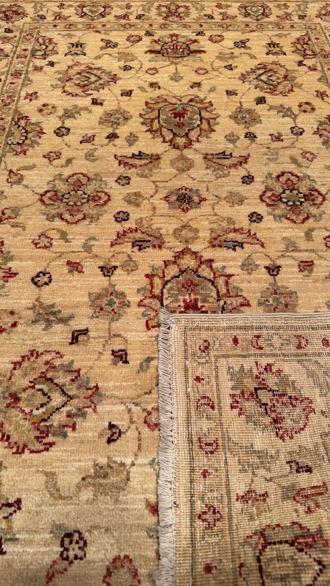 Uşak Original Hand Woven Cream Vegetable Dyed Wool Carpet 102x153 1.56 Square Meters - 3x5 ft