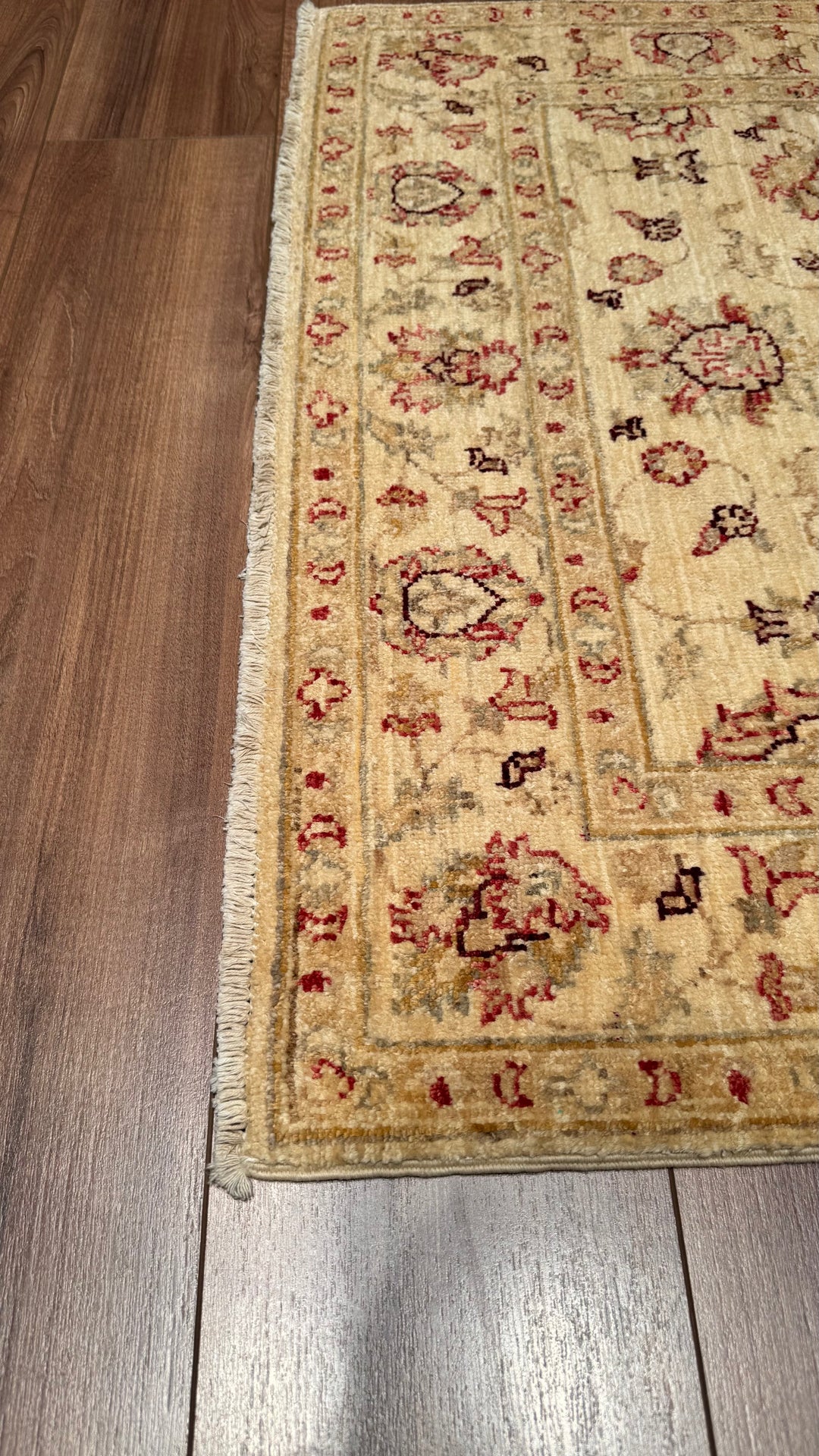 Uşak Original Hand Woven Cream Vegetable Dyed Wool Carpet 101x153 1.55 Square Meters - 3x5 ft