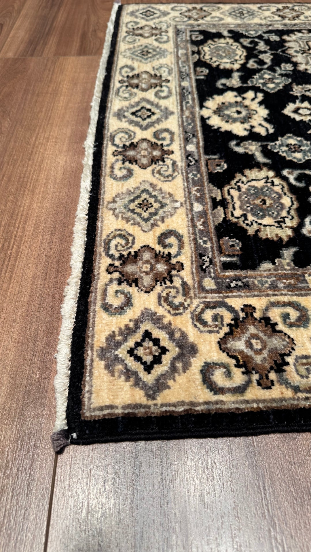 Uşak Original Hand Woven Cream Black Vegetable Dyed Wool Carpet 0.87x148 1.29 Square Meters - 3x5 ft