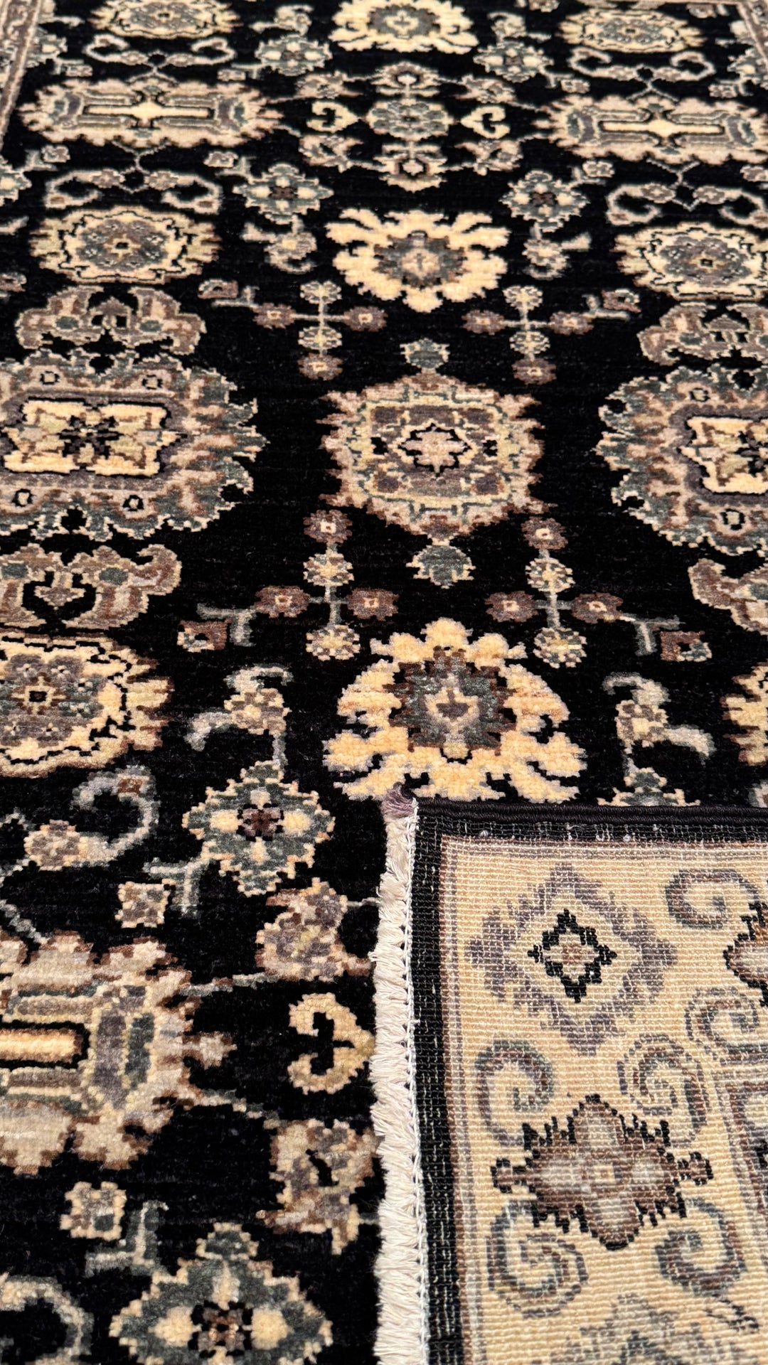 Uşak Original Hand Woven Cream Black Vegetable Dyed Wool Carpet 0.87x148 1.29 Square Meters - 3x5 ft