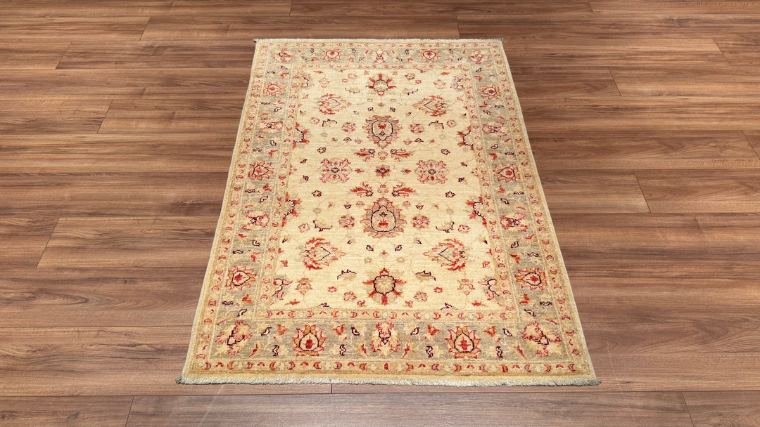 Uşak Original Hand Woven Cream Vegetable Dyed Wool Carpet 105x150 1.58 Square Meters - 3x5 ft