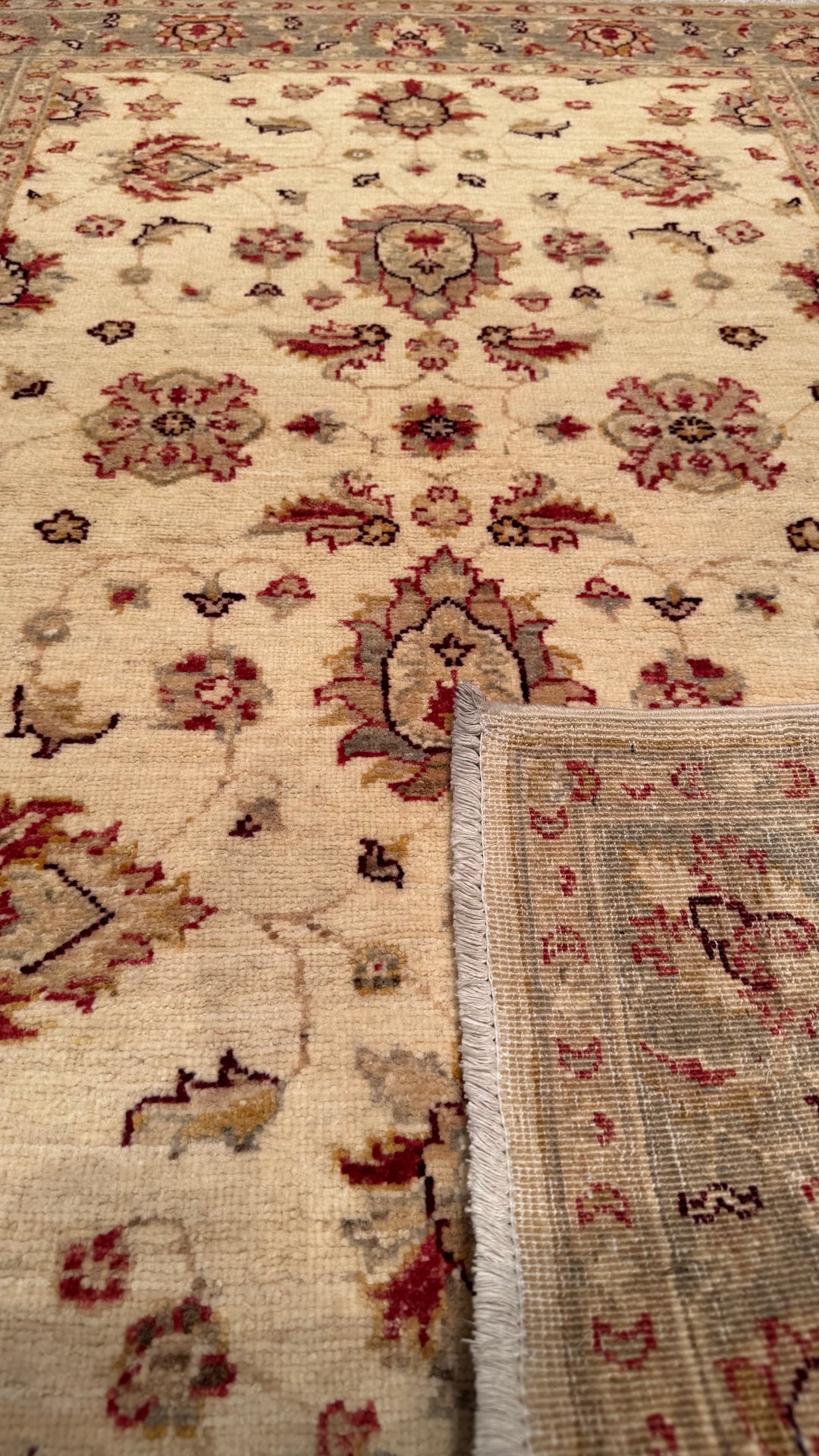 Uşak Original Hand Woven Cream Vegetable Dyed Wool Carpet 105x150 1.58 Square Meters - 3x5 ft