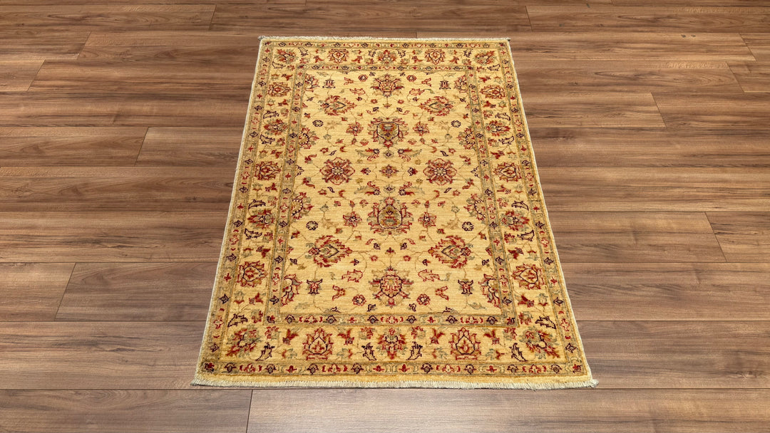 Uşak Original Hand Woven Cream Vegetable Dyed Wool Carpet 102x146 1.49 Square Meters - 3x5 ft