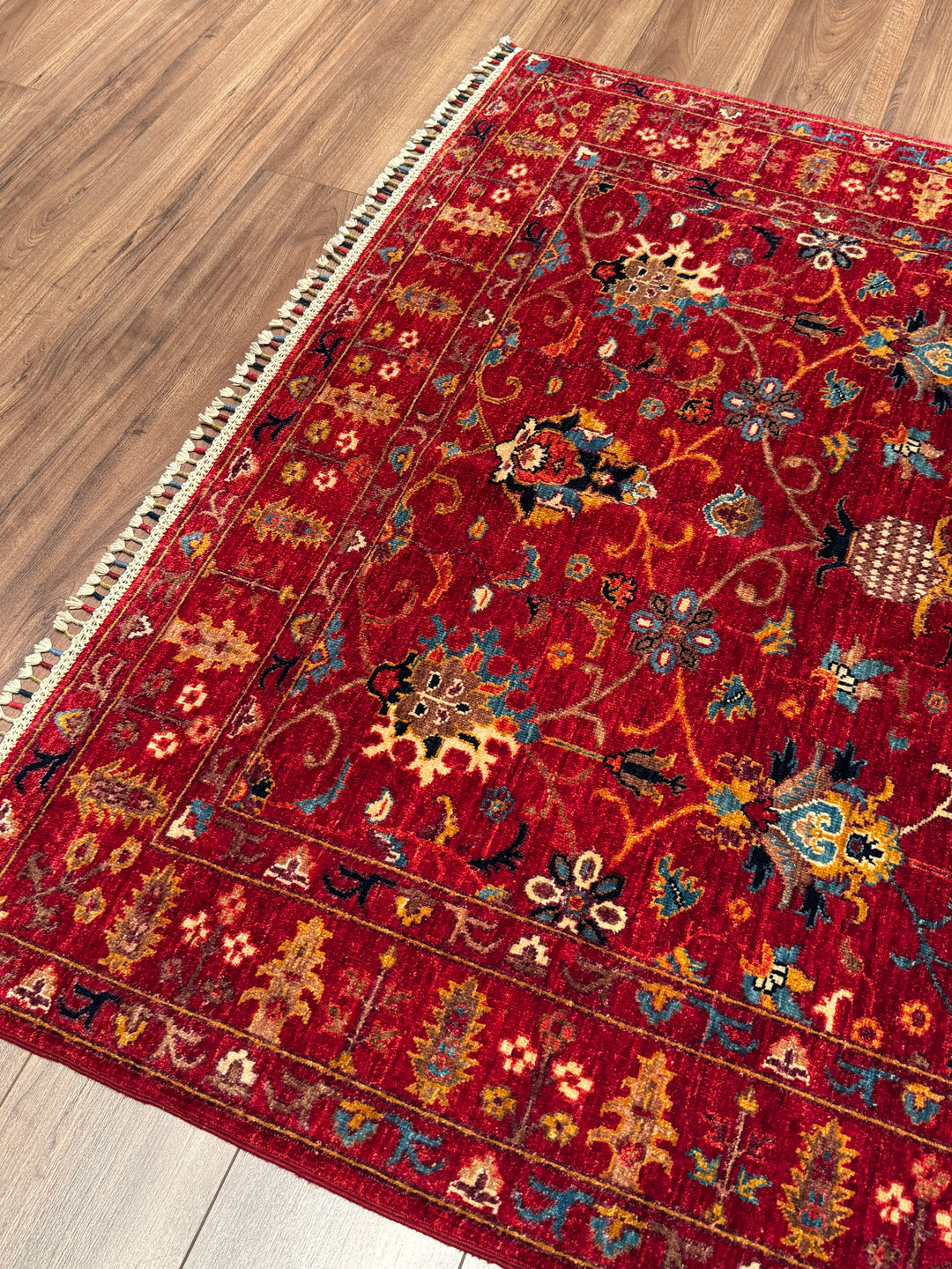 Sultani Binbirgece Orijinal El Dokuması Kırmızı Kök Boya Yün Halı 150x198 2.97 Metrekare - 5x6 ft