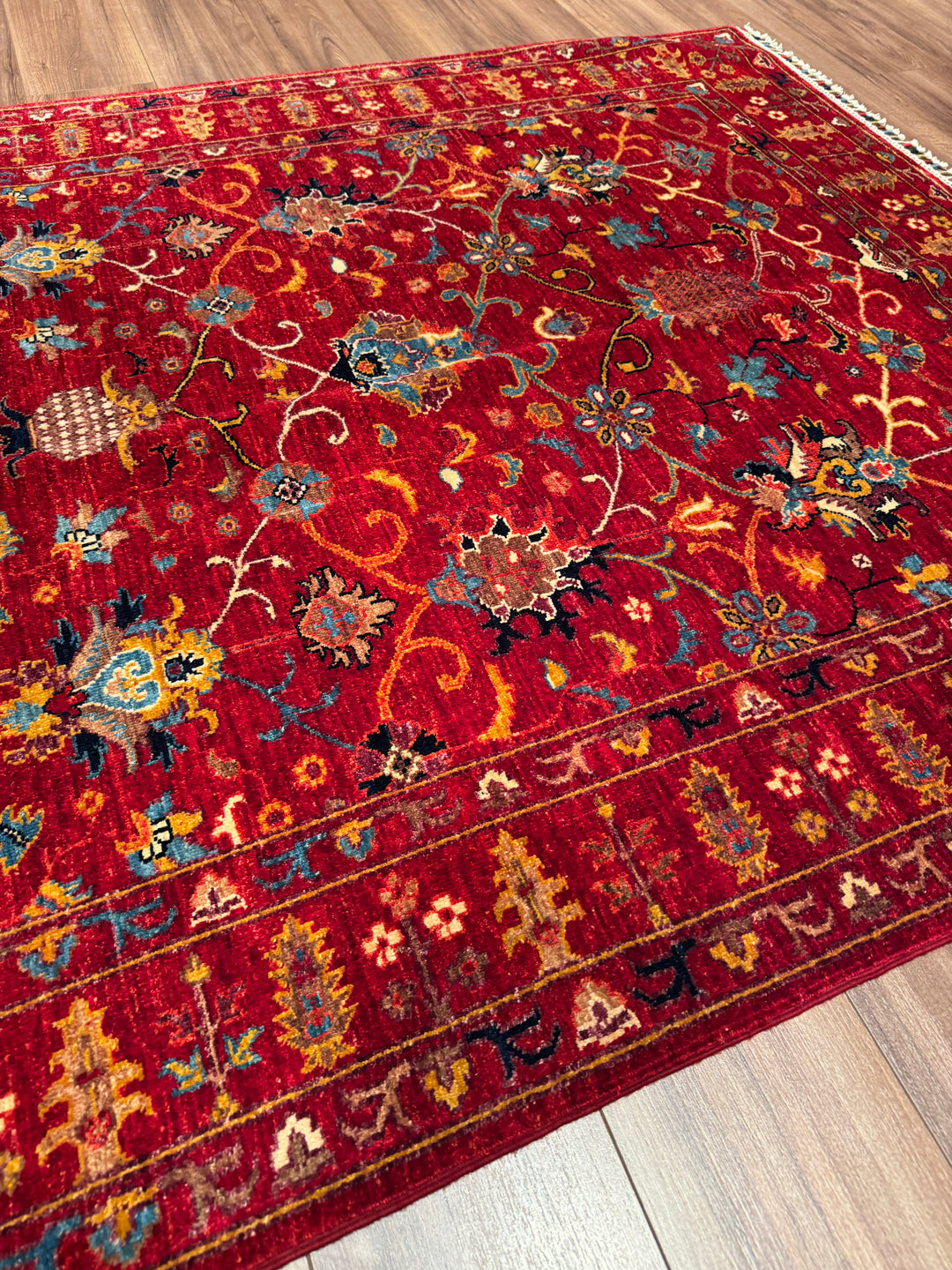 Sultani Binbirgece Orijinal El Dokuması Kırmızı Kök Boya Yün Halı 150x198 2.97 Metrekare - 5x6 ft