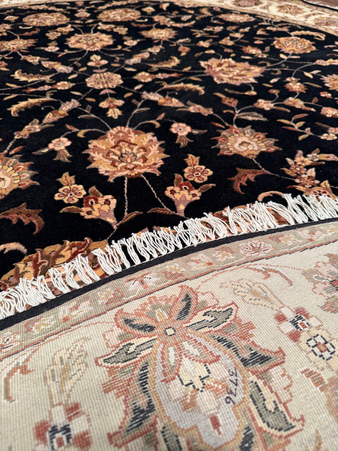 Indian Owl Original Hand Woven Round Black Cream Wool Bamboo Rug 250x250 6.25 Square Meters - 8x8 ft