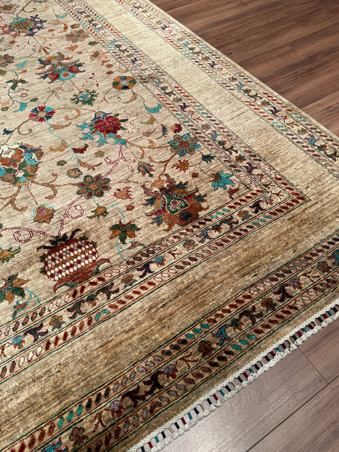 Sultani Binbirgece Orijinal El Dokuması Bej Kök Boya Yün Halı 205x303 6.21 Metrekare - 7x10 ft