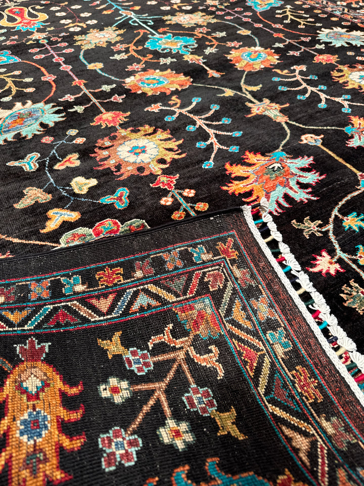 Sultani Çiçekli Orijinal El Dokuması Siyah Kök Boya Yün Halı 211x307 6.48 Metrekare - 7x10 ft