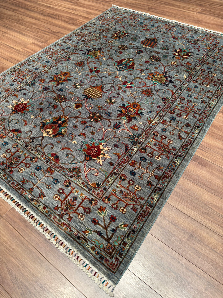 سجادة سلطاني بينبيرجيسي الأصلية المصنوعة يدويًا من الصوف الرمادي المصبوغ بصبغة الجذور، 174 × 240، 4.18 متر مربع - 6 × 8 قدم 