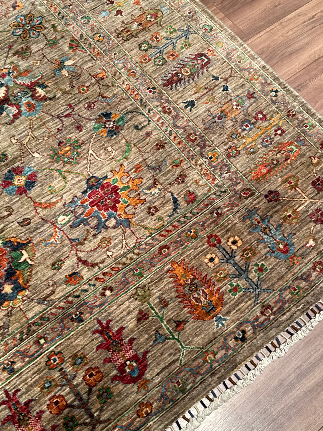 Sultani Binbirgece Orijinal El Dokuması Bej Kök Boya Yün Halı 202x288 5.82 Metrekare - 7x10 ft