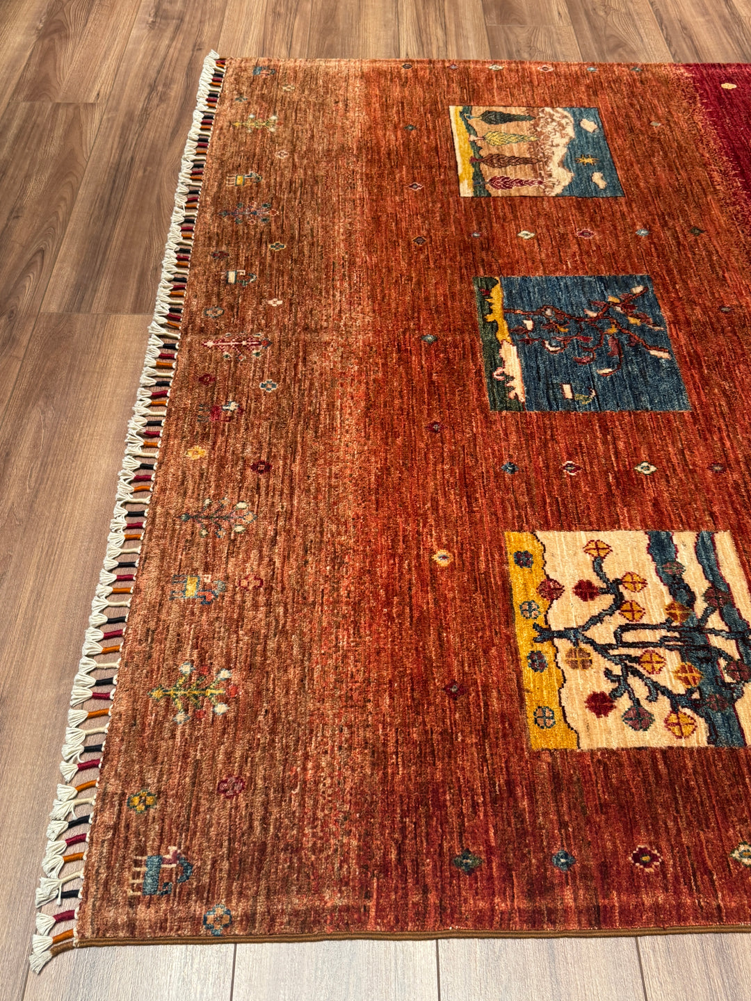 Khorjin Orijinal El Dokuması Multi Kök Boya Yün Halı 169x234 3.95 Metrekare - 5x8 ft
