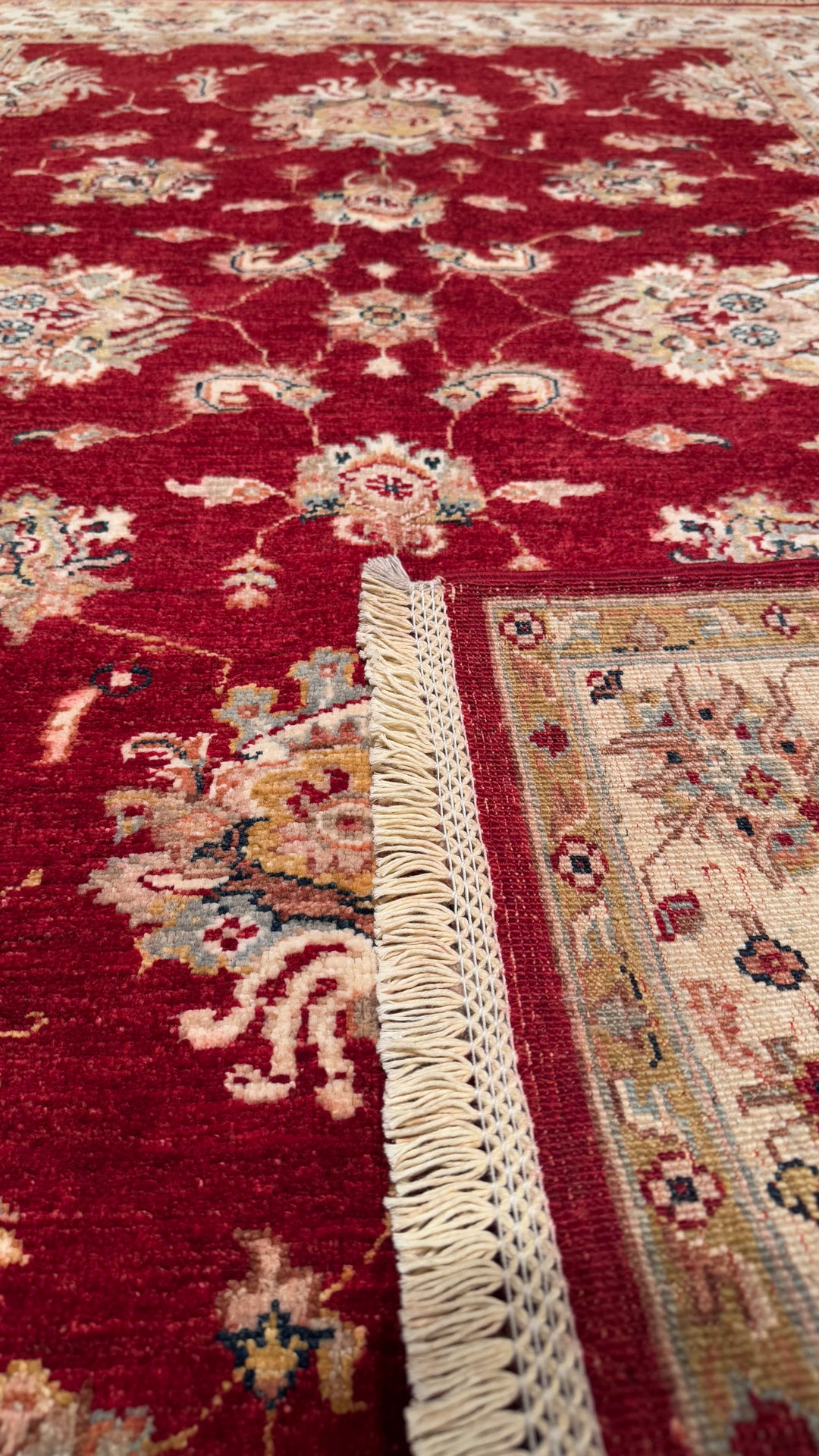 Uşak Original Hand Woven Red Cream Vegetable Dyed Wool Carpet 124x178 2.21 Square Meters - 4x6 ft