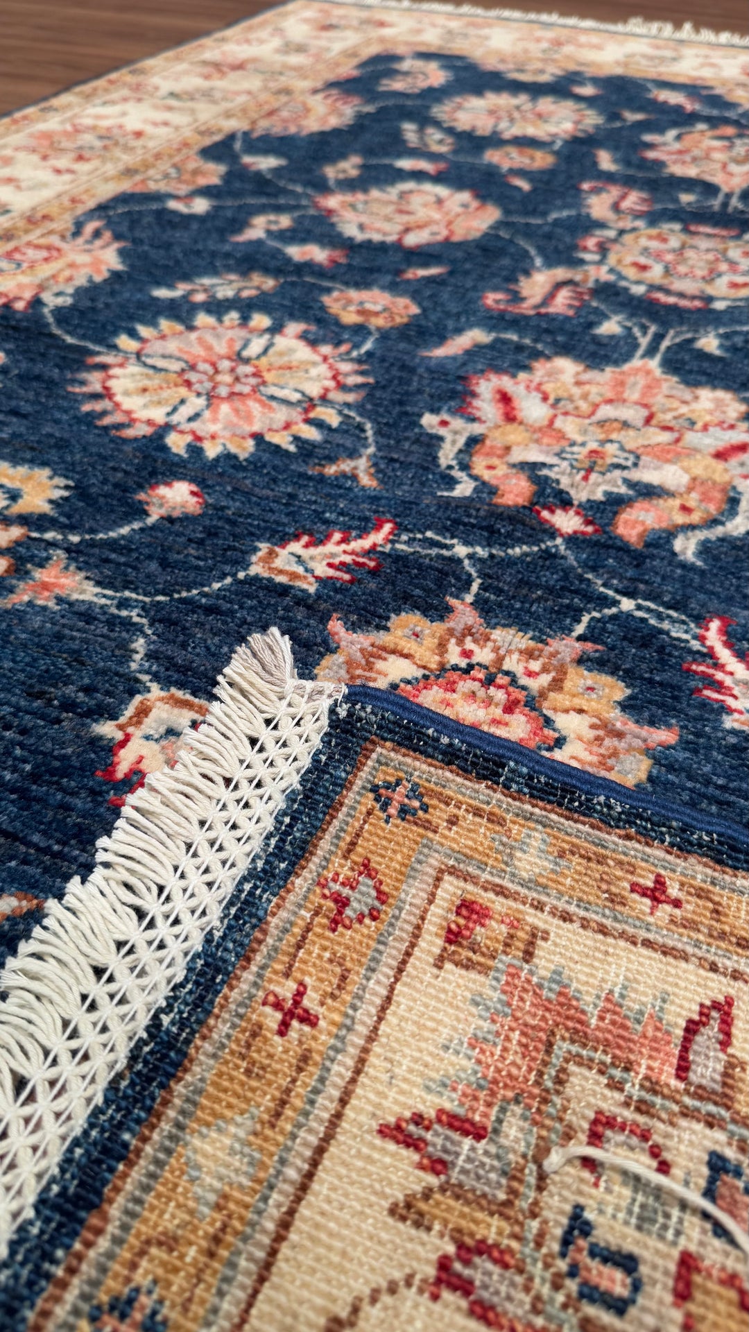 Uşak Original Hand Woven Navy Blue Cream Vegetable Dyed Wool Carpet 122x178 2.17 Square Meters - 4x6 ft