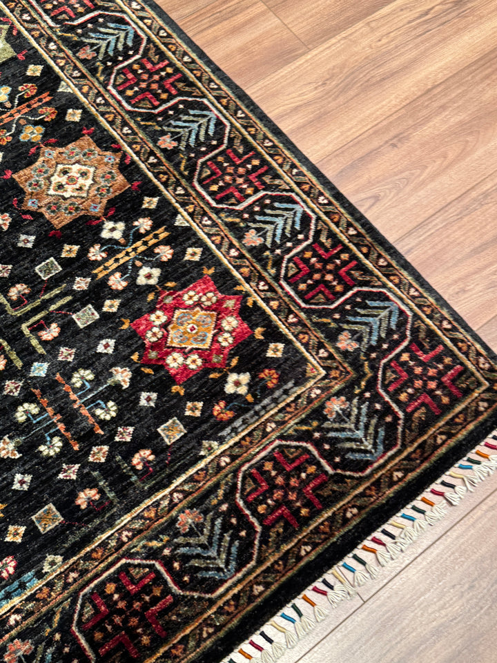 Veziri Bilcik Orijinal El Dokuması Siyah Kök Boya Yün Halı 154x210 3.23 Metrekare - 5x7 ft