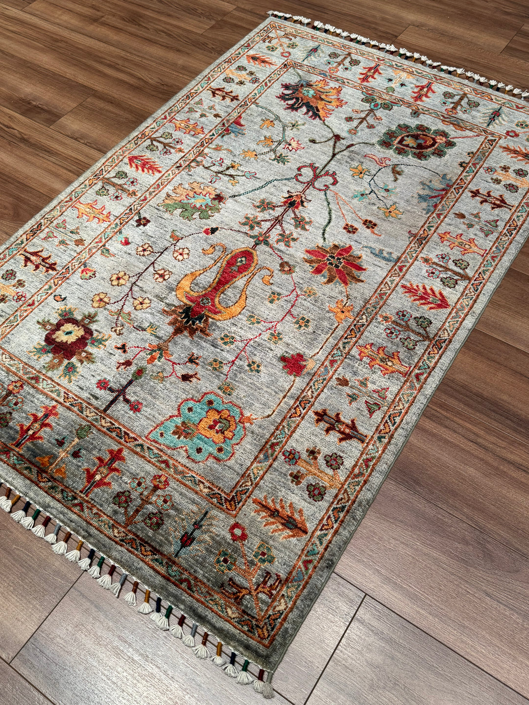 Sultani Çiçekli Orijinal El Dokuması Gri Kök Boya Yün Halı 0.99x153 1.51 Metrekare - 3x5 ft