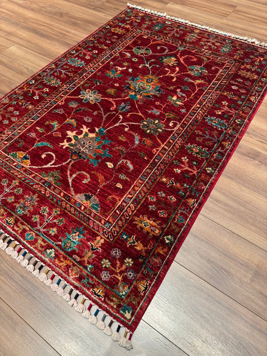 Sultani Binbirgece Orijinal El Dokuması Kırmızı Kök Boya Yün Halı 106x154 1.63 Metrekare - 3x5 ft