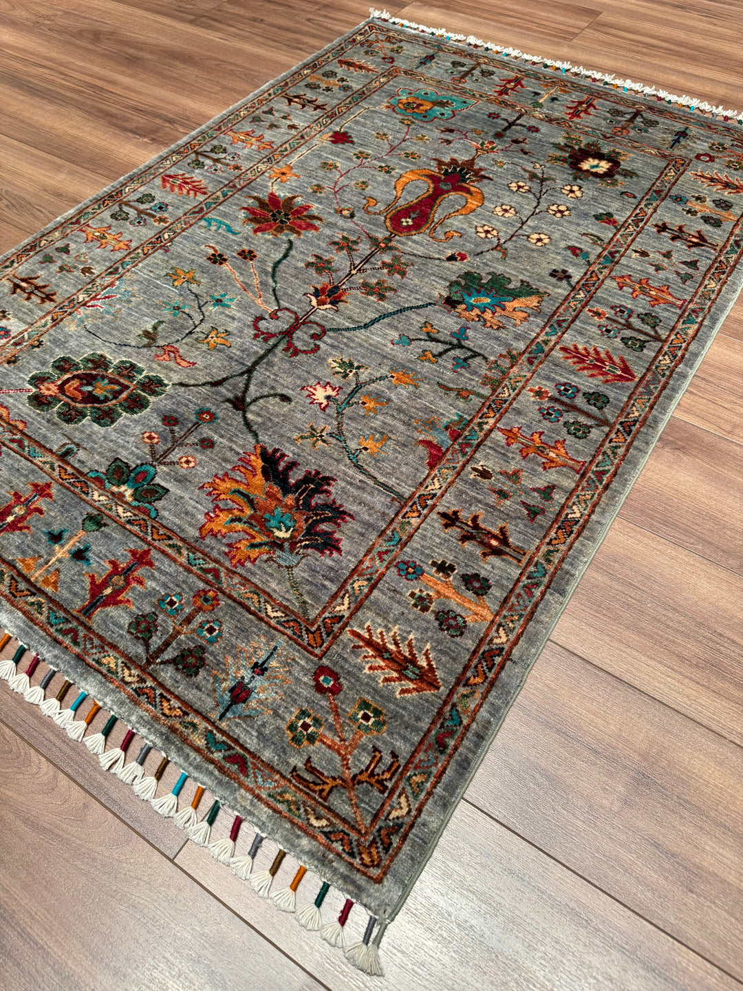 Sultani Floral Original Handwoven Grey Root Dye Wool Rug 102x149 cm (1.52 square meters) - 3x5 ft 