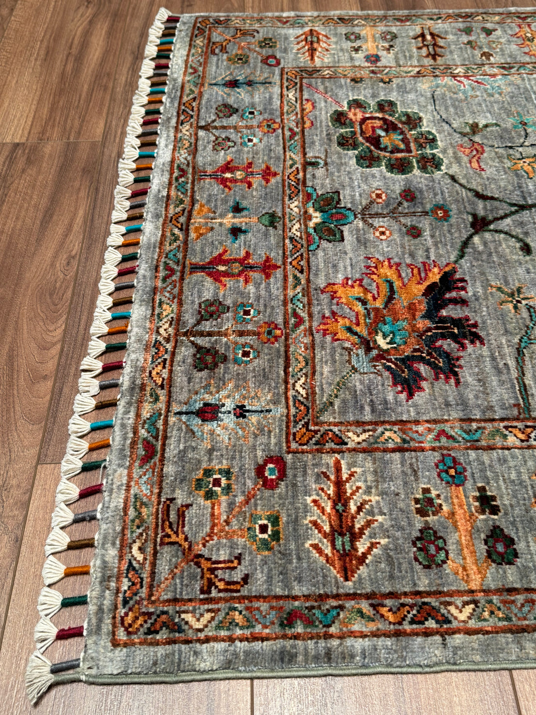 Sultani Floral Original Handwoven Grey Root Dye Wool Rug 102x149 cm (1.52 square meters) - 3x5 ft 