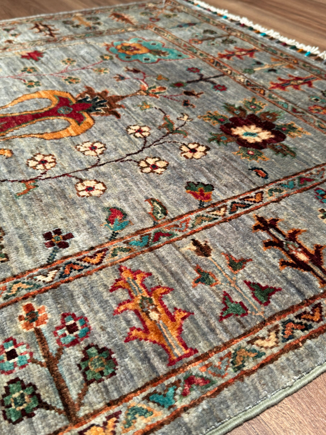 Sultani Floral Original Handwoven Grey Root Dye Wool Rug 102x149 cm (1.52 square meters) - 3x5 ft 