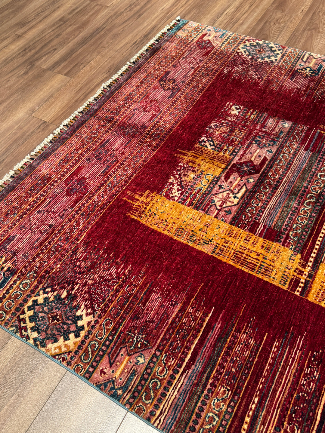 Khorjin Orijinal El Dokuması Kırmızı Kök Boya Yün Halı 169x249 4.21 Metrekare - 5x7 ft