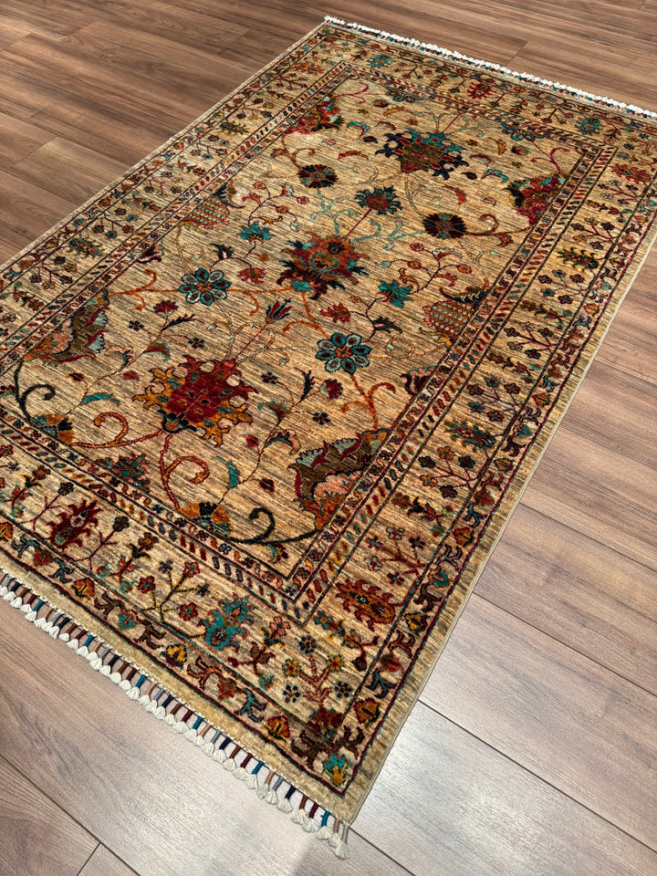 Sultani Binbirgece Orijinal El Dokuması Bej Kök Boya Yün Halı 124x187 2.32 Metrekare - 4x6 ft