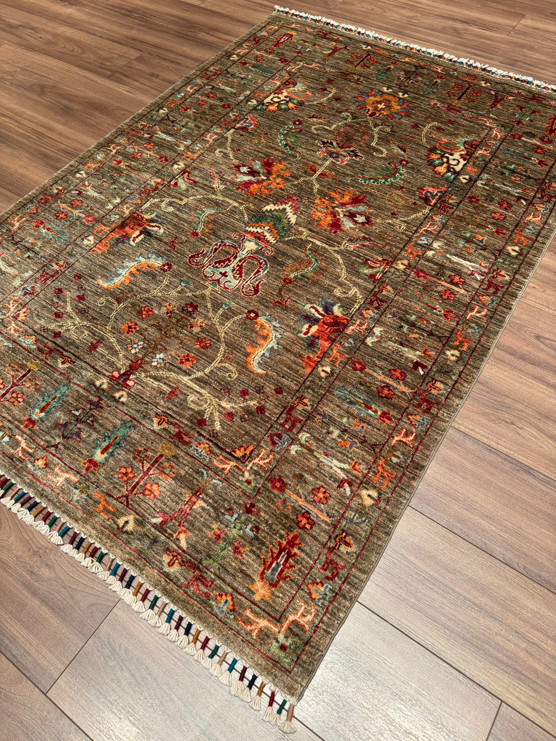 Sultani Binbirgece Orijinal El Dokuması Bej Kök Boya Yün Halı 126x182 2.29 Metrekare - 4x6 ft