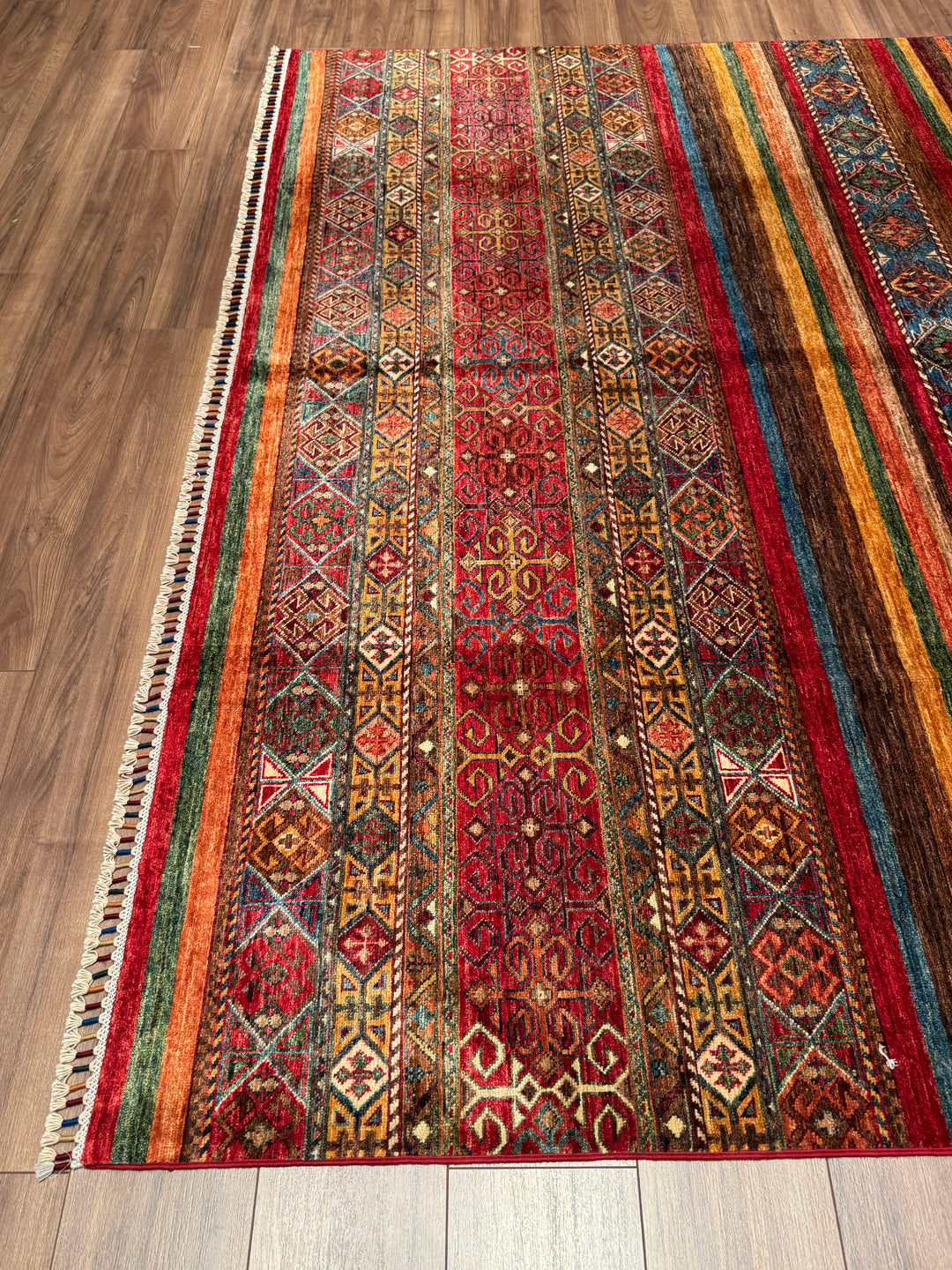 Khorjin Orijinal El Dokuması Multi Kök Boya Yün Halı 242x335 8.11 Metrekare - 8x11 ft