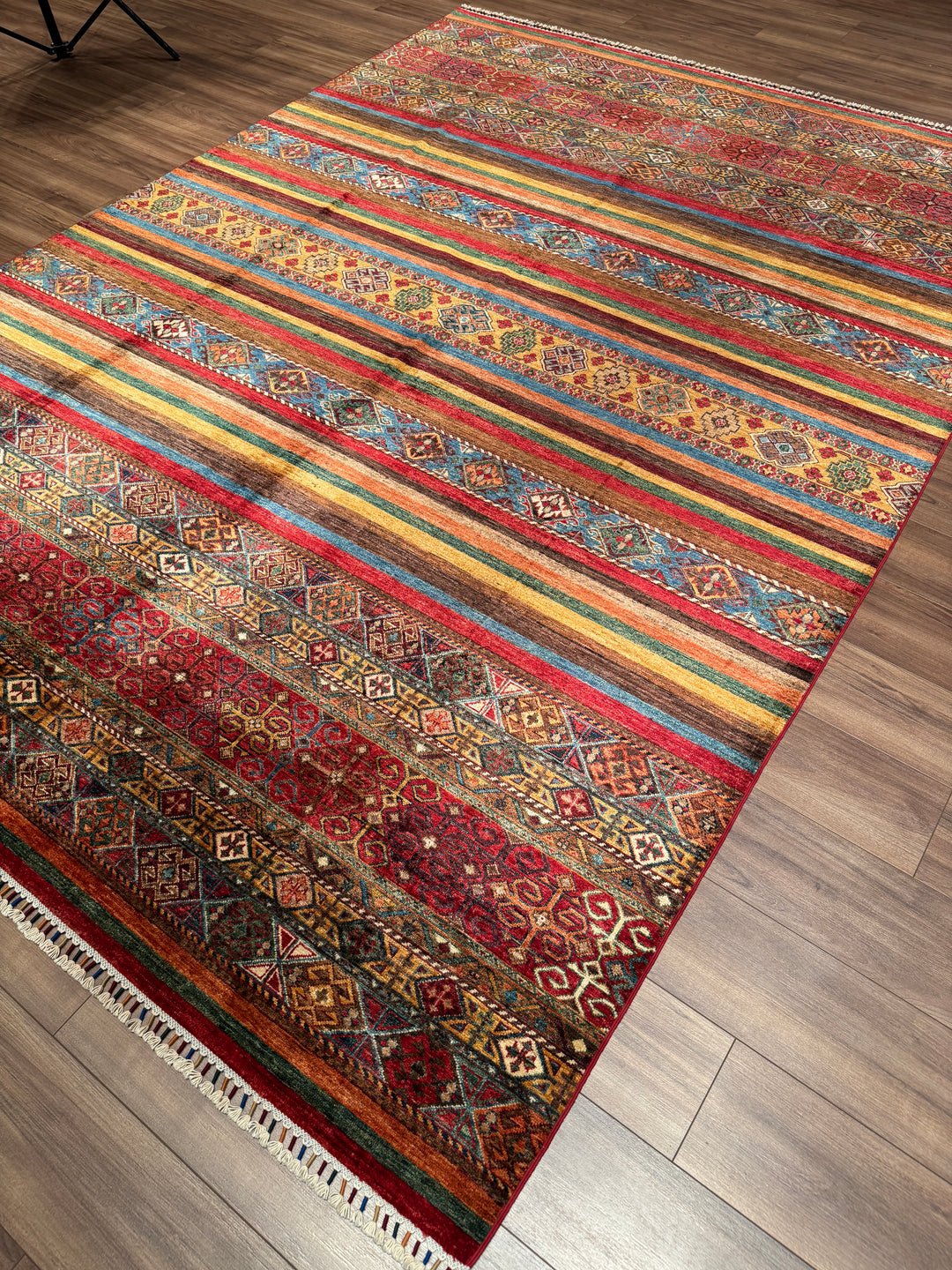 Khorjin Orijinal El Dokuması Multi Kök Boya Yün Halı 242x335 8.11 Metrekare - 8x11 ft