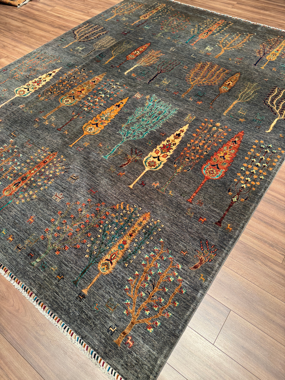Hayat Ağacı Orijinal El Dokuması Antrasit Kök Boya Yün Halı 275x352 9.68 Metrekare - 8x11 ft