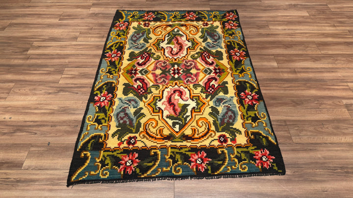 Karabağ Orjinal El Dokuması Kilim 136x202 2.74 Metrekare - 4x6 ft