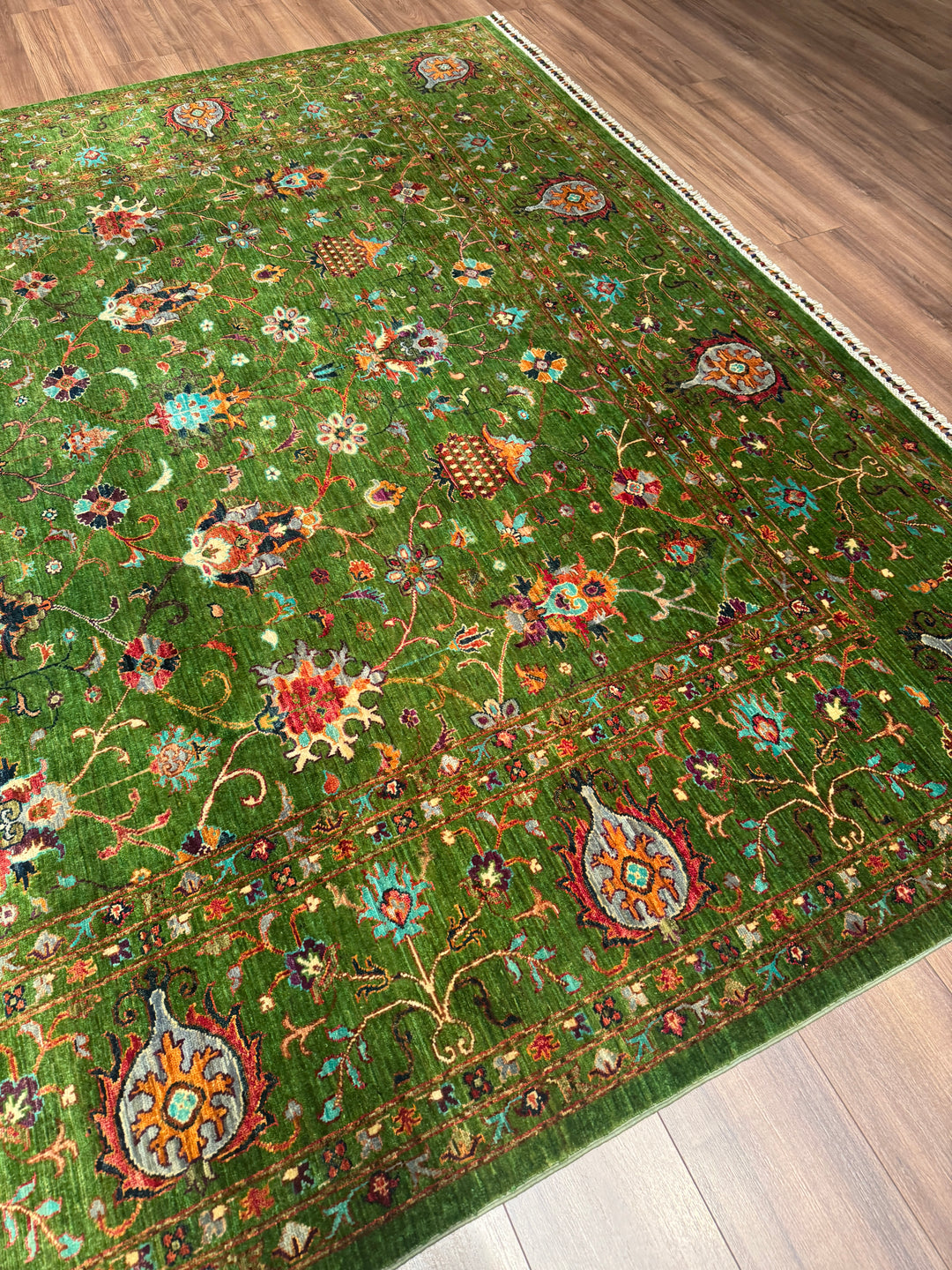 Sultani Binbirgece Orijinal El Dokuması Yeşil Kök Boya Yün Halı 269x366 9.85 Metrekare - 9x12 ft