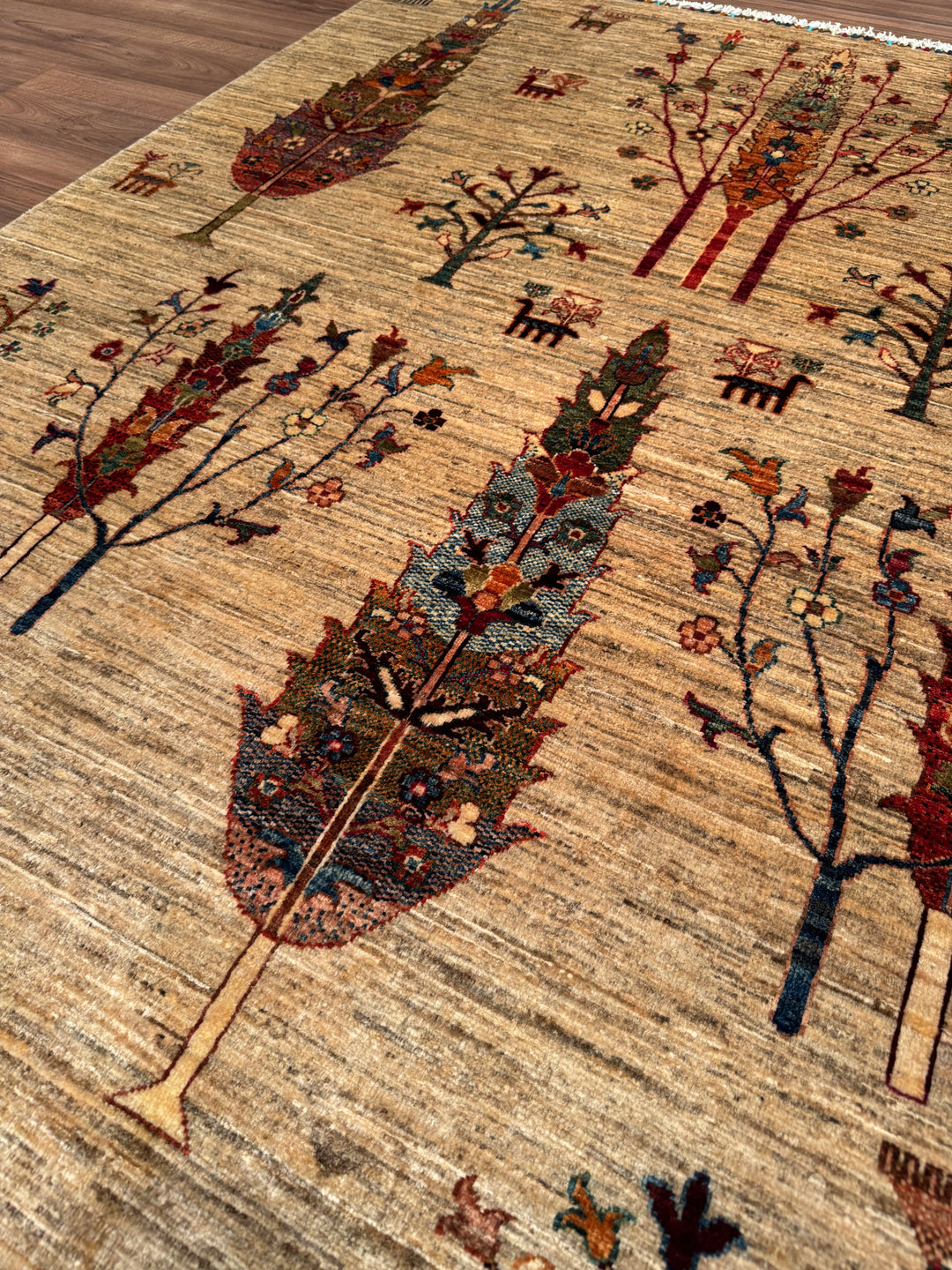Sultani Tree of Life Original Handwoven Beige Root Dye Wool Rug 174x238 cm (4.14 square meters - 5x8 ft) 