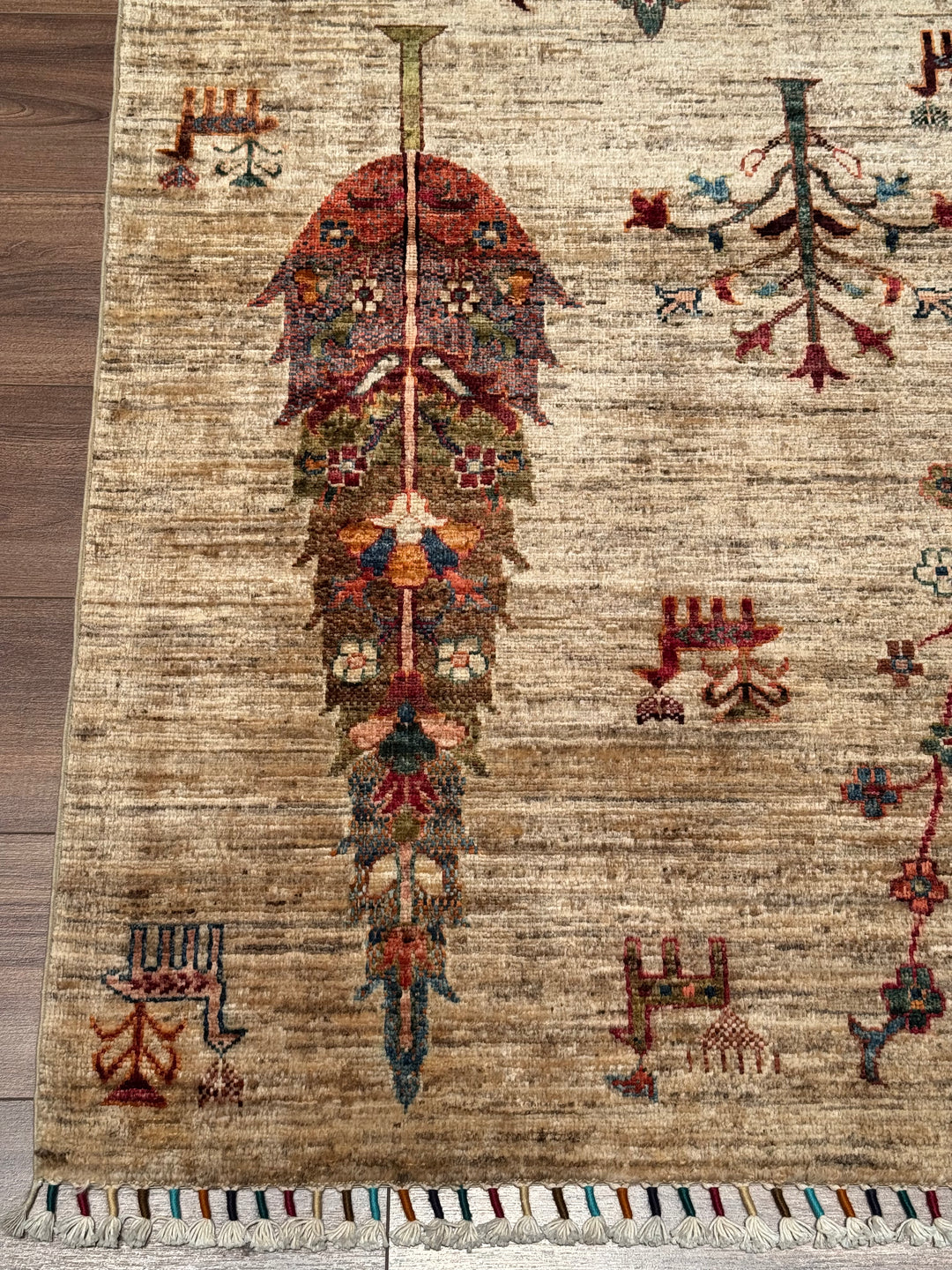 Sultani Tree of Life Original Handwoven Beige Root Dye Wool Rug 174x238 cm (4.14 square meters - 5x8 ft) 