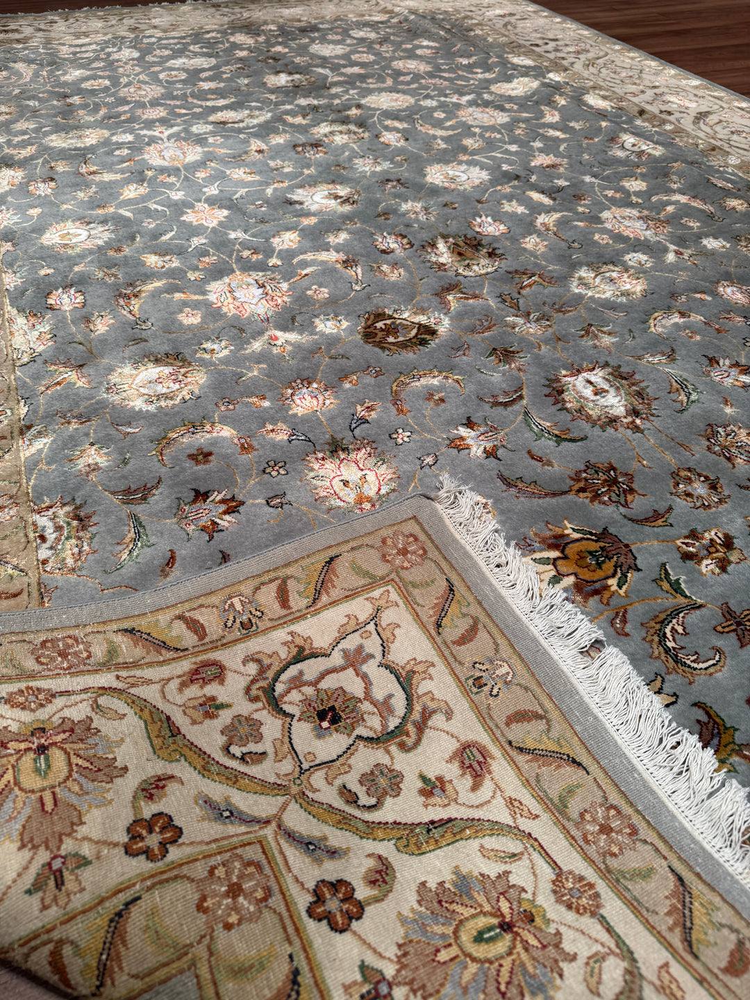 Hint Uşağı Orijinal El Dokuması Gri Yün Bambu Halı 204x306 6.24 Metrekare - 8x10 ft