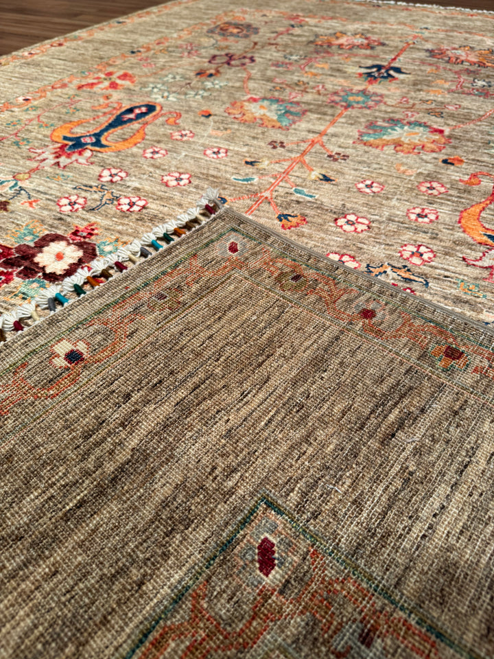 Sultani One Thousand and One Nights Original Handwoven Beige Root Dye Wool Rug 168x252 cm (4.23 square meters) - 5x8 ft
