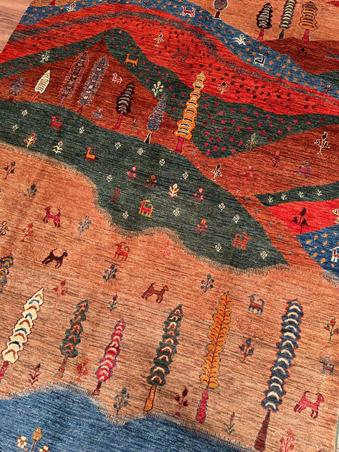 سجادة سلطاني شجرة الحياة الأصلية المصنوعة يدويًا من الصوف المصبوغ متعدد الجذور، 174 × 251، 4.37 متر مربع - 5 × 8 قدم