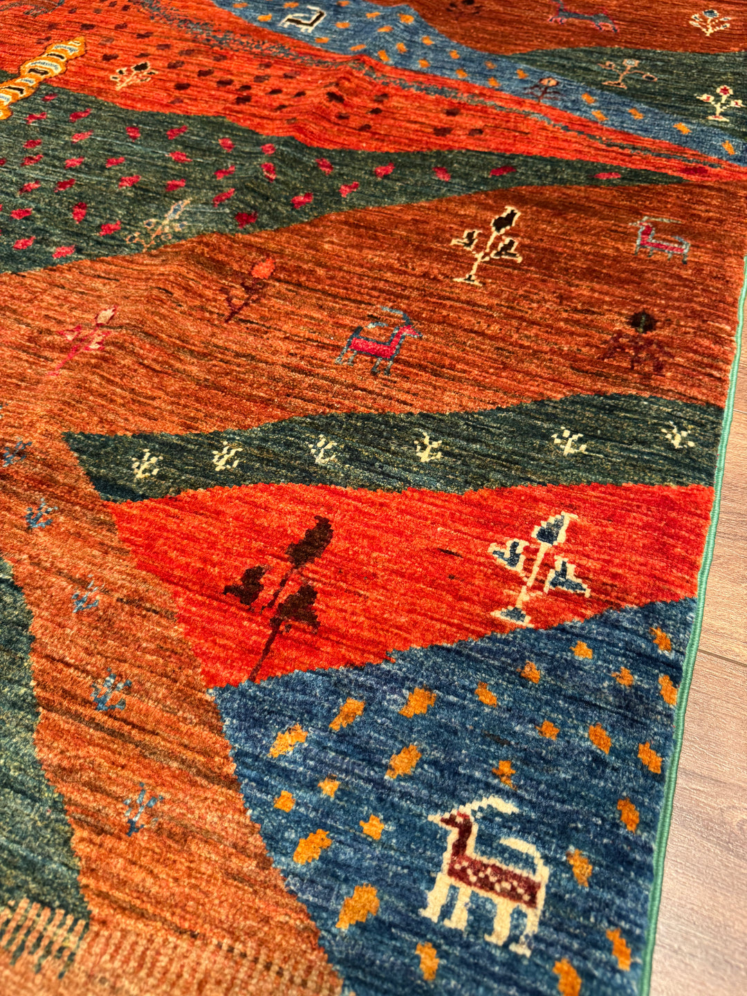 سجادة سلطاني شجرة الحياة الأصلية المصنوعة يدويًا من الصوف المصبوغ متعدد الجذور، 174 × 251، 4.37 متر مربع - 5 × 8 قدم