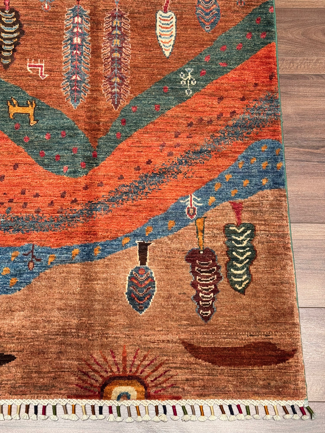 سجادة سلطاني شجرة الحياة الأصلية المصنوعة يدويًا من الصوف المصبوغ متعدد الجذور، 174 × 251، 4.37 متر مربع - 5 × 8 قدم