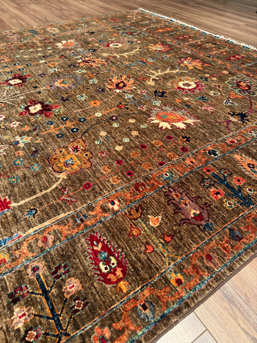 سجادة سلطاني زهرية أصلية مصنوعة يدويًا من الصوف المصبوغ بصبغة جذور الأرض، مقاس 196 × 299، 5.86 متر مربع - 7 × 10 قدم