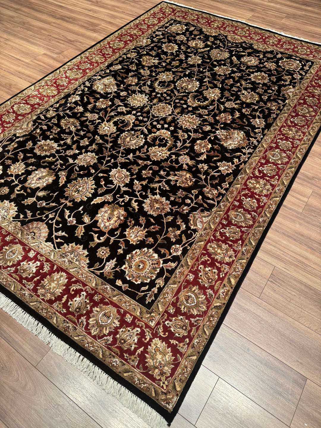 Hint Uşağı Orijinal El Dokuması Siyah Kırmızı Yün Bambu Halı 203x307 6.23 Metrekare - 8x10 ft