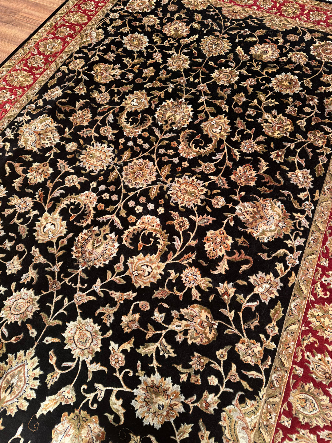 Hint Uşağı Orijinal El Dokuması Siyah Kırmızı Yün Bambu Halı 203x307 6.23 Metrekare - 8x10 ft