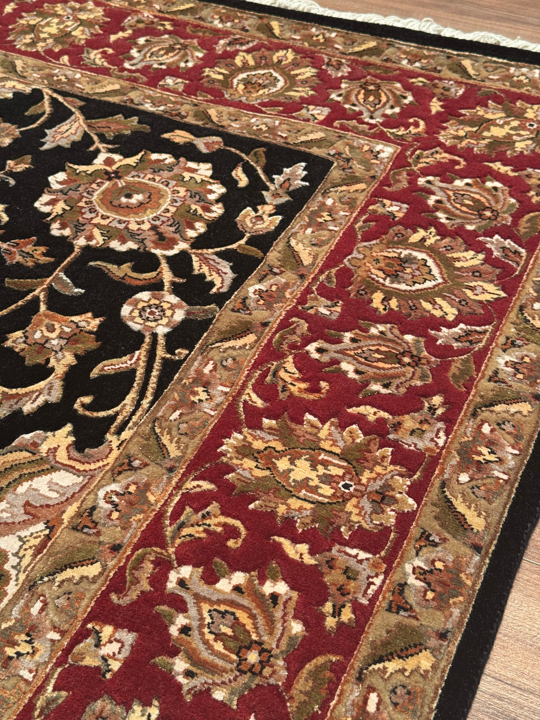 Hint Uşağı Orijinal El Dokuması Siyah Kırmızı Yün Bambu Halı 203x307 6.23 Metrekare - 8x10 ft